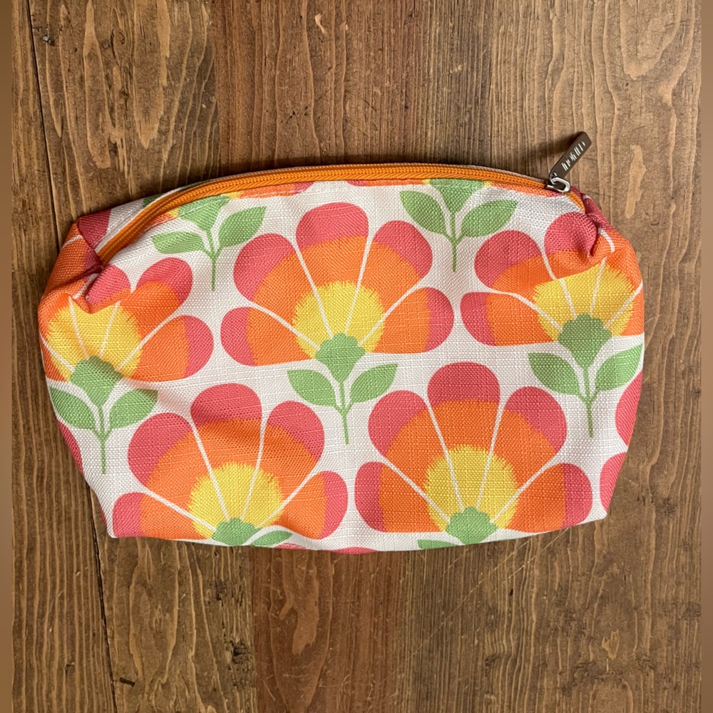 CLINIQUE FLORAL ZIPPERED COSMETIC BAG